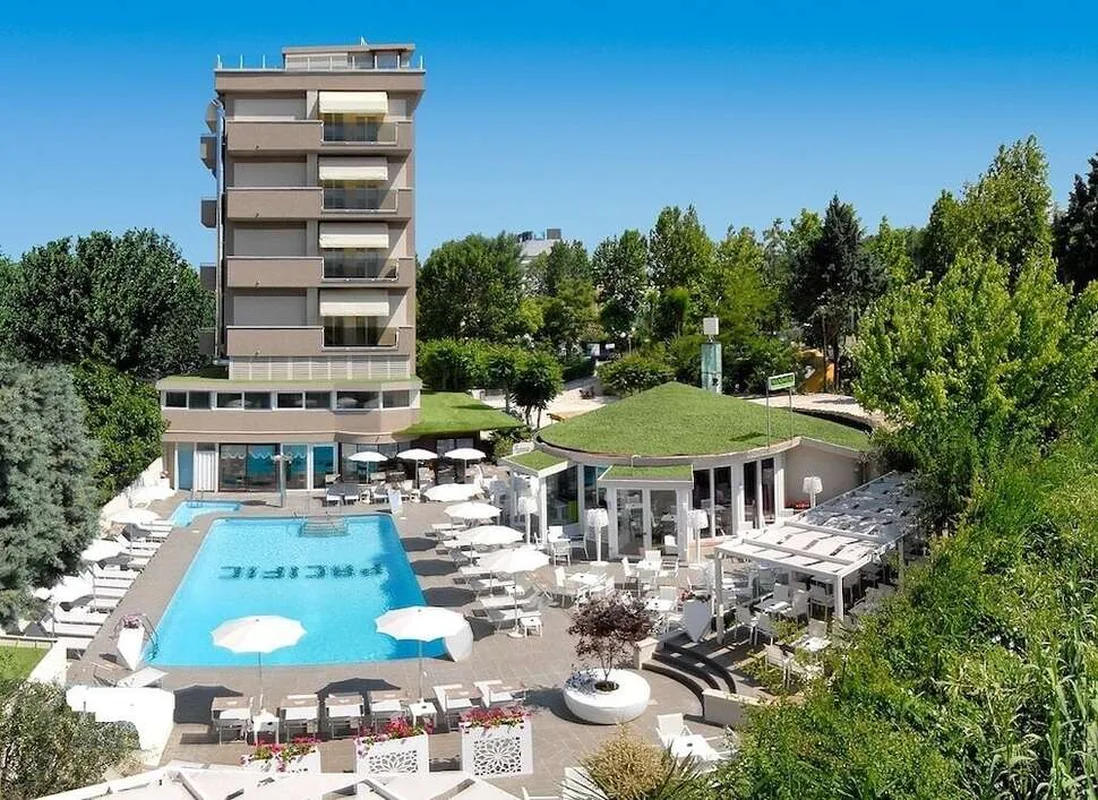 Hotel Pacific — hoofdfoto