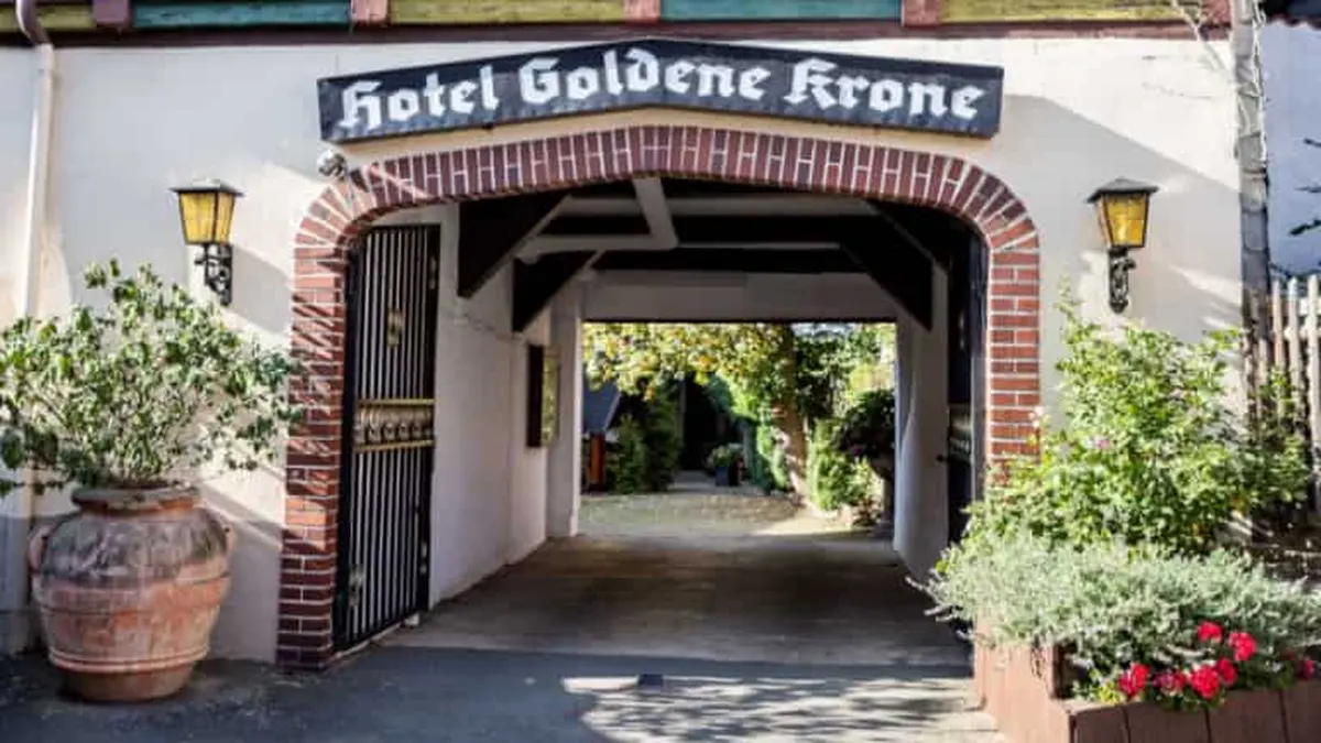 Hotel Goldene Krone — hoofdfoto