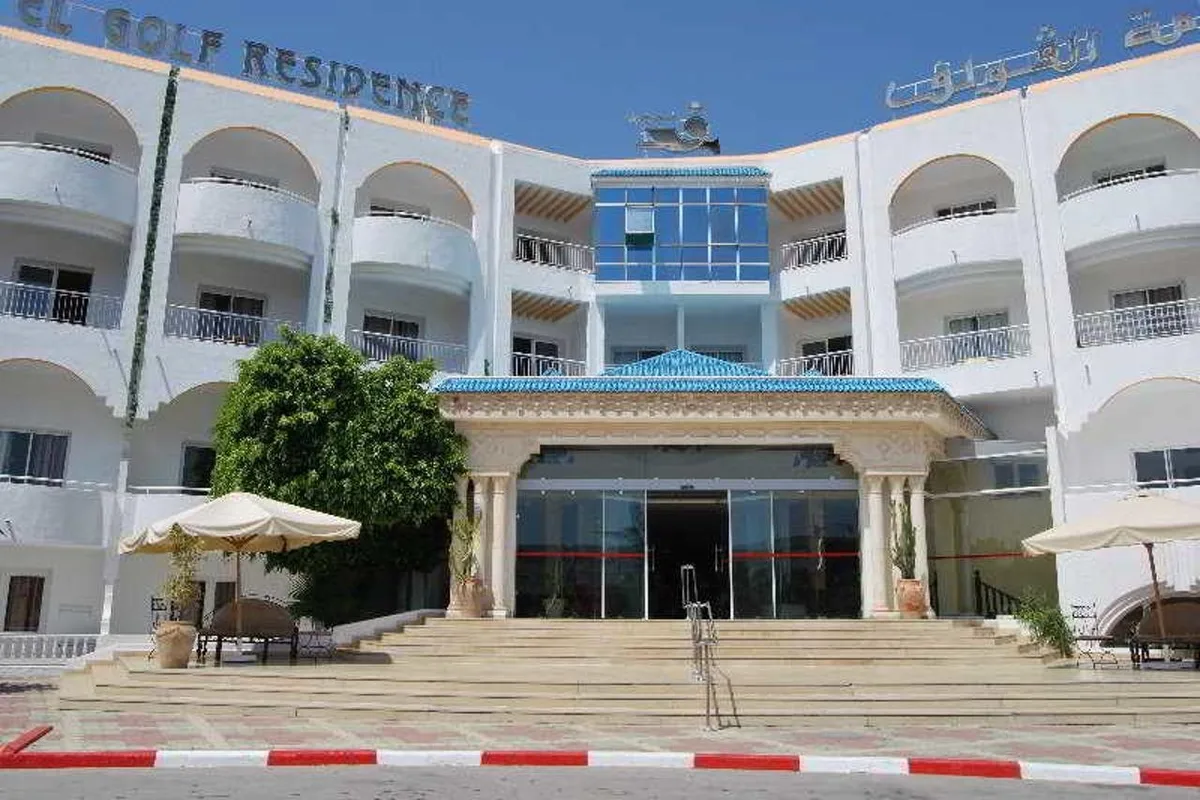 Golf Residence- Families and Couples Only — hoofdfoto