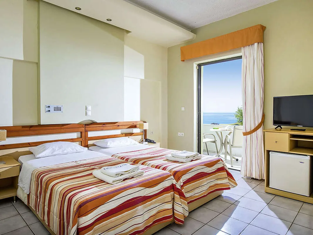 Hotel Polyrizos — hoofdfoto