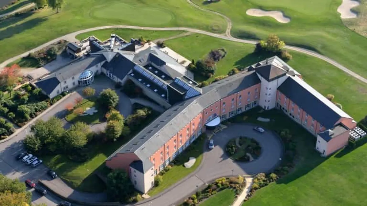 Hôtel Mercure Luxembourg Kikuoka Golf & Spa — hoofdfoto