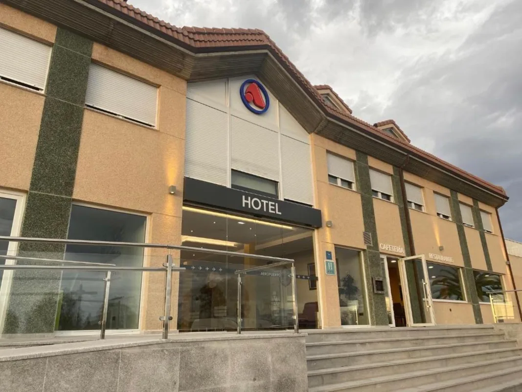 Hotel Arias Aeropuerto — hoofdfoto