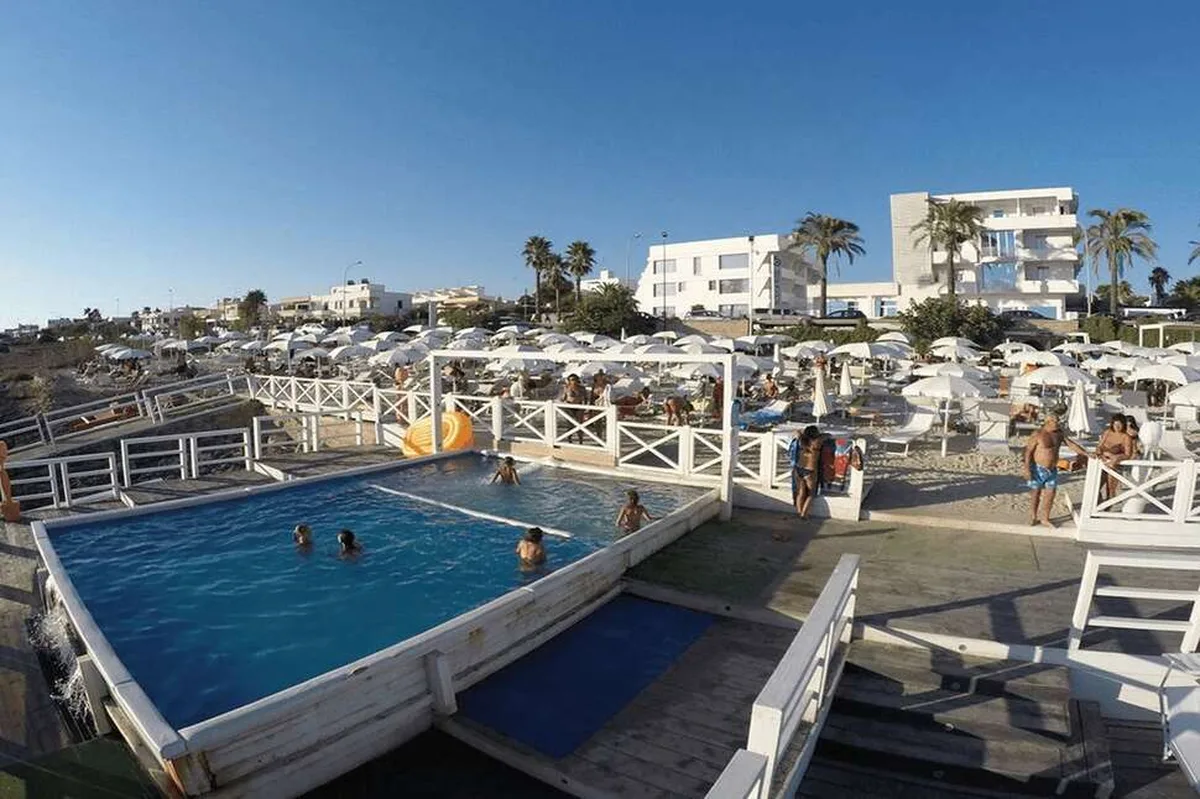 AH Premium Isola di Pazze — hoofdfoto
