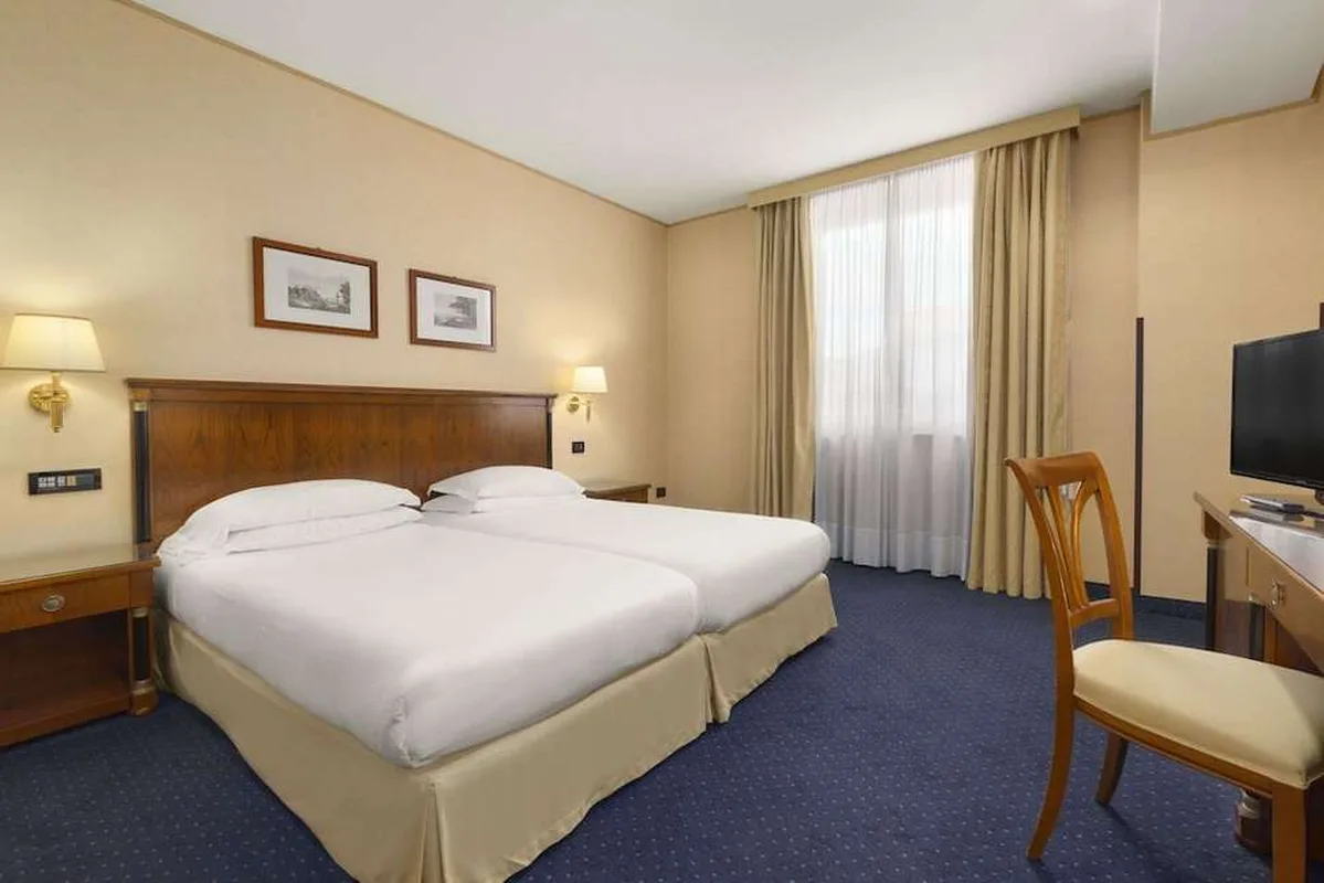 Ramada by Wyndham Naples — hoofdfoto