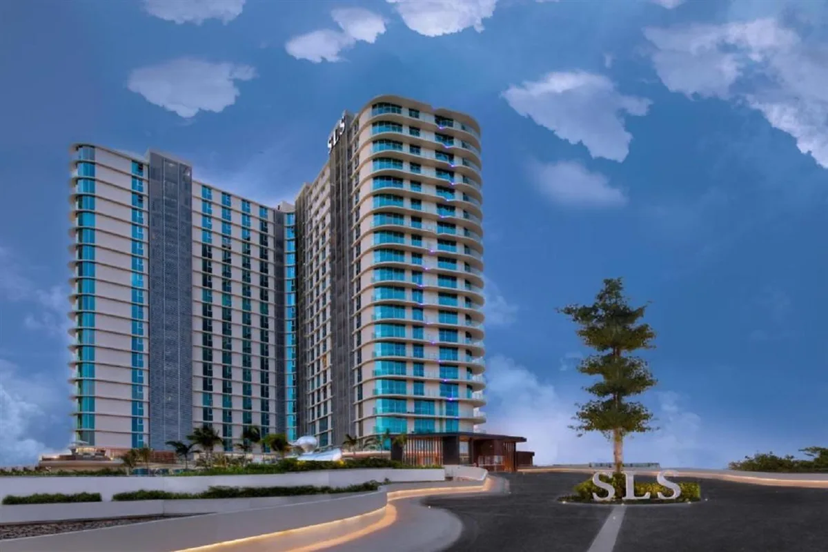 SLS Cancun — hoofdfoto