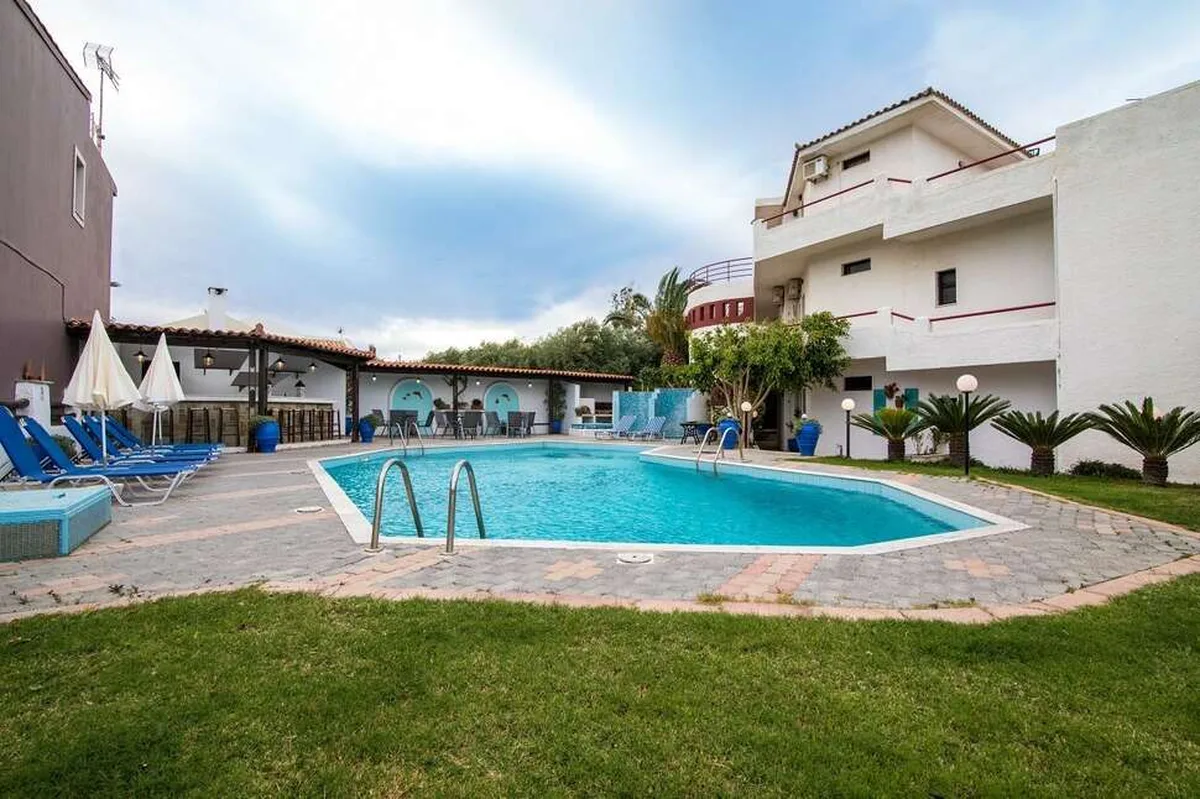 Irilena Appartementen — hoofdfoto