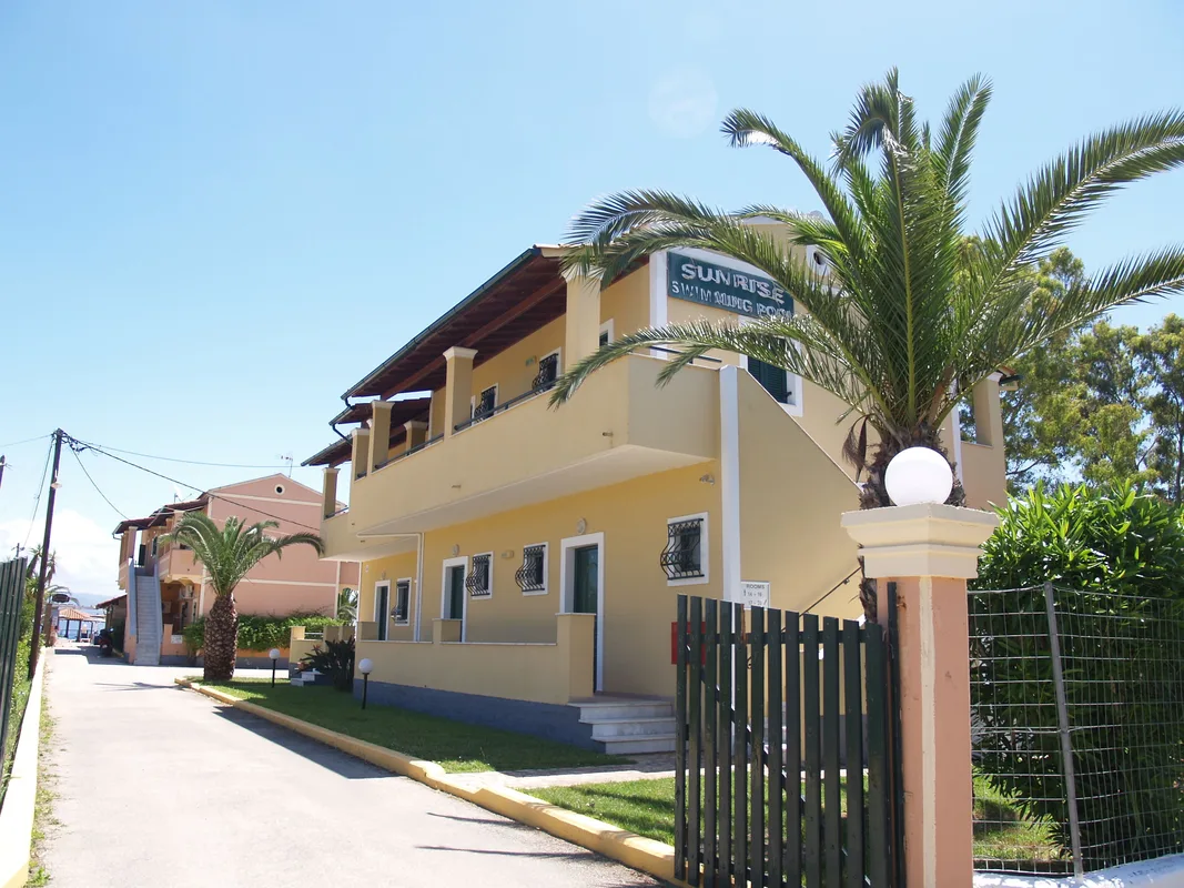 Sunrise Apartments — hoofdfoto
