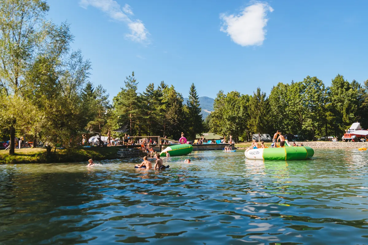 Camping Menina — hoofdfoto