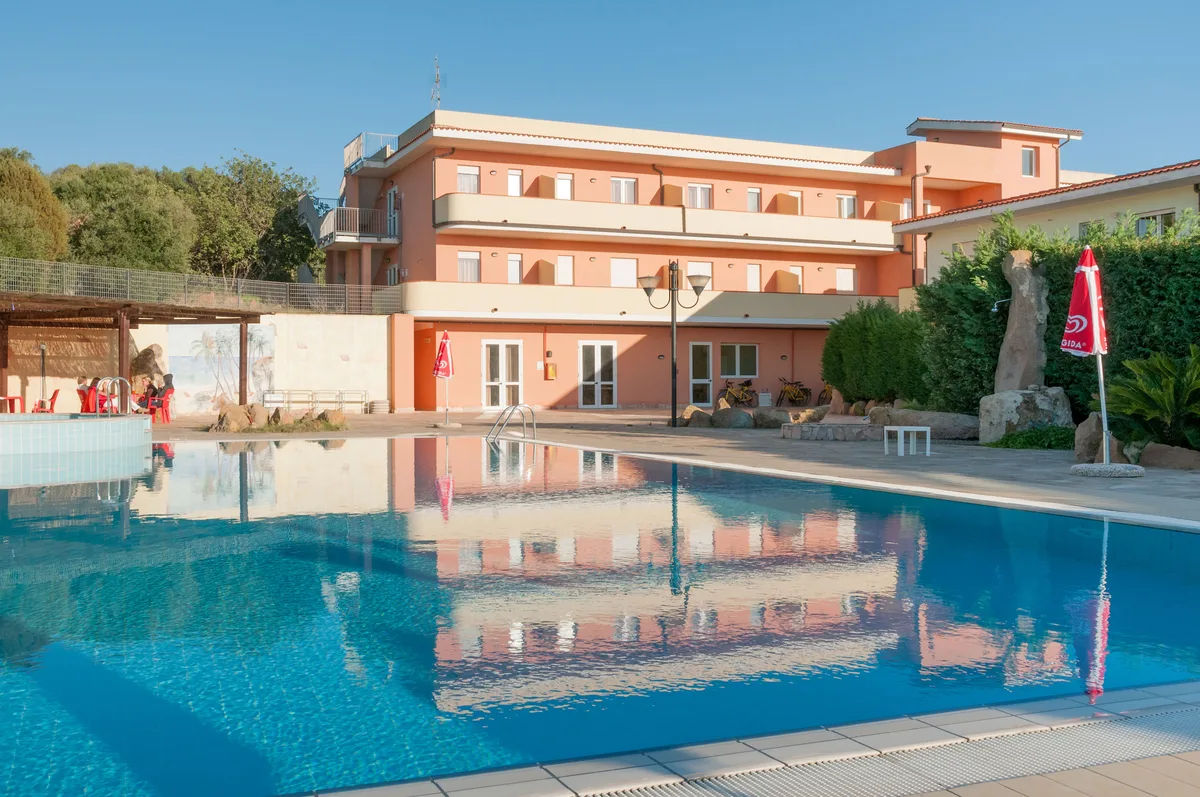 Lu'Hotel Porto Pino, hoofdfoto