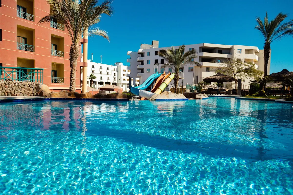 Sun & Sea Hotel — hoofdfoto