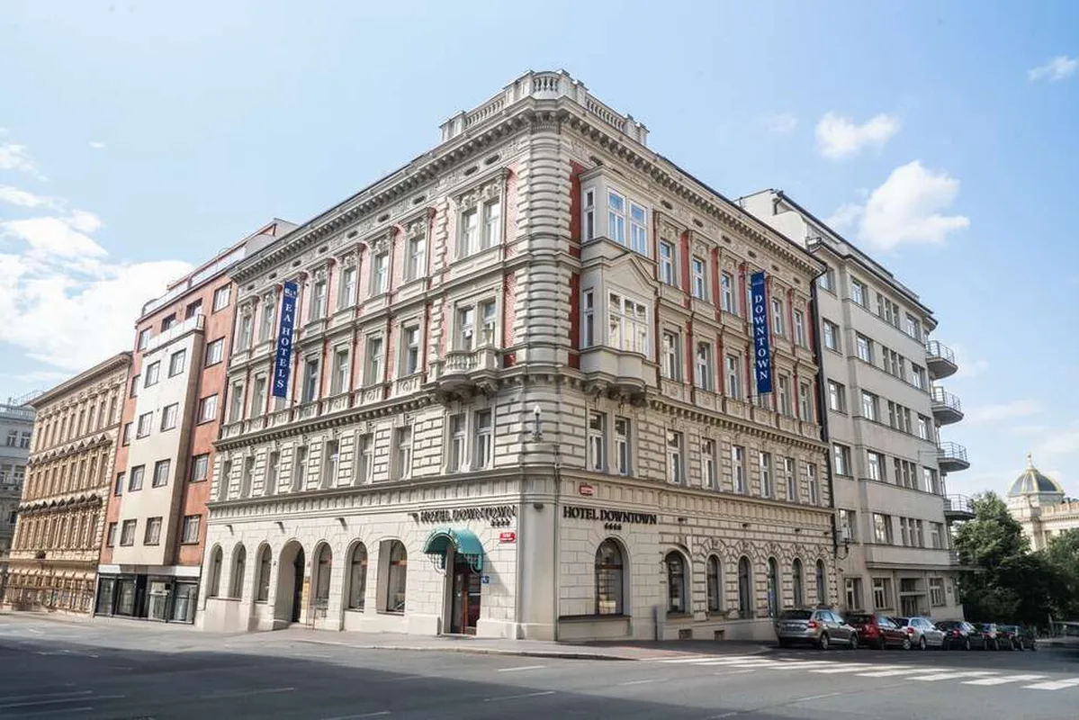 EA Hotel Downtown — hoofdfoto