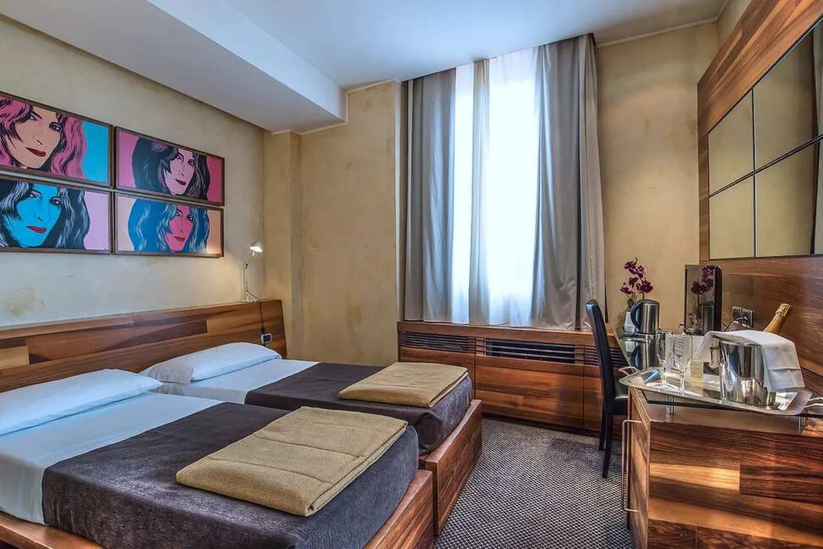 Hotel Tritone — hoofdfoto