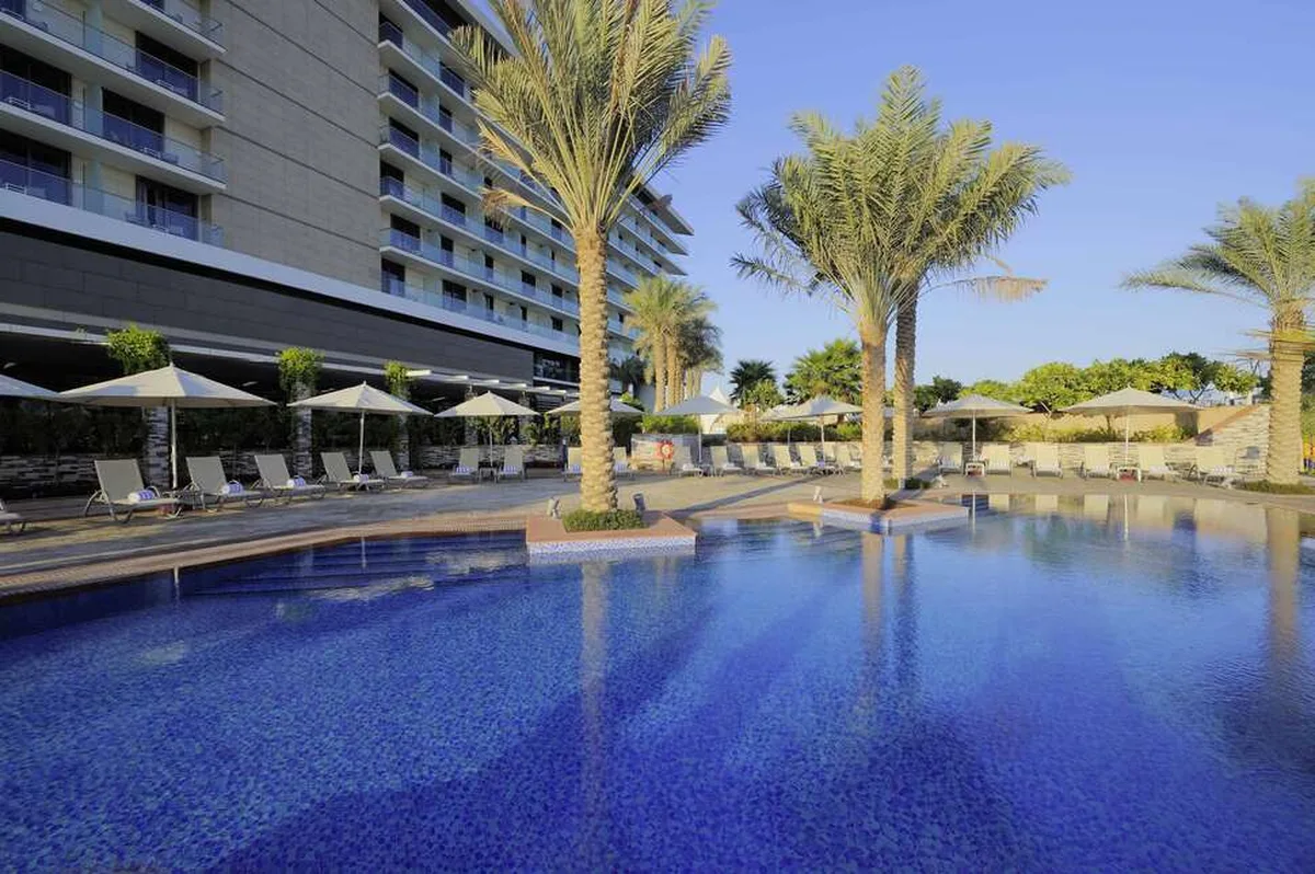 Yas Plaza Bay by IHG — hoofdfoto