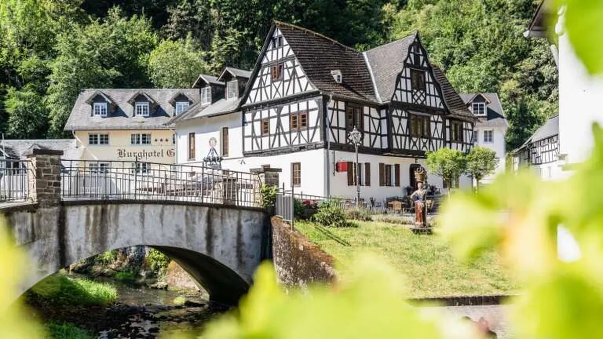 Landgasthof zur Burg Grenzau — hoofdfoto