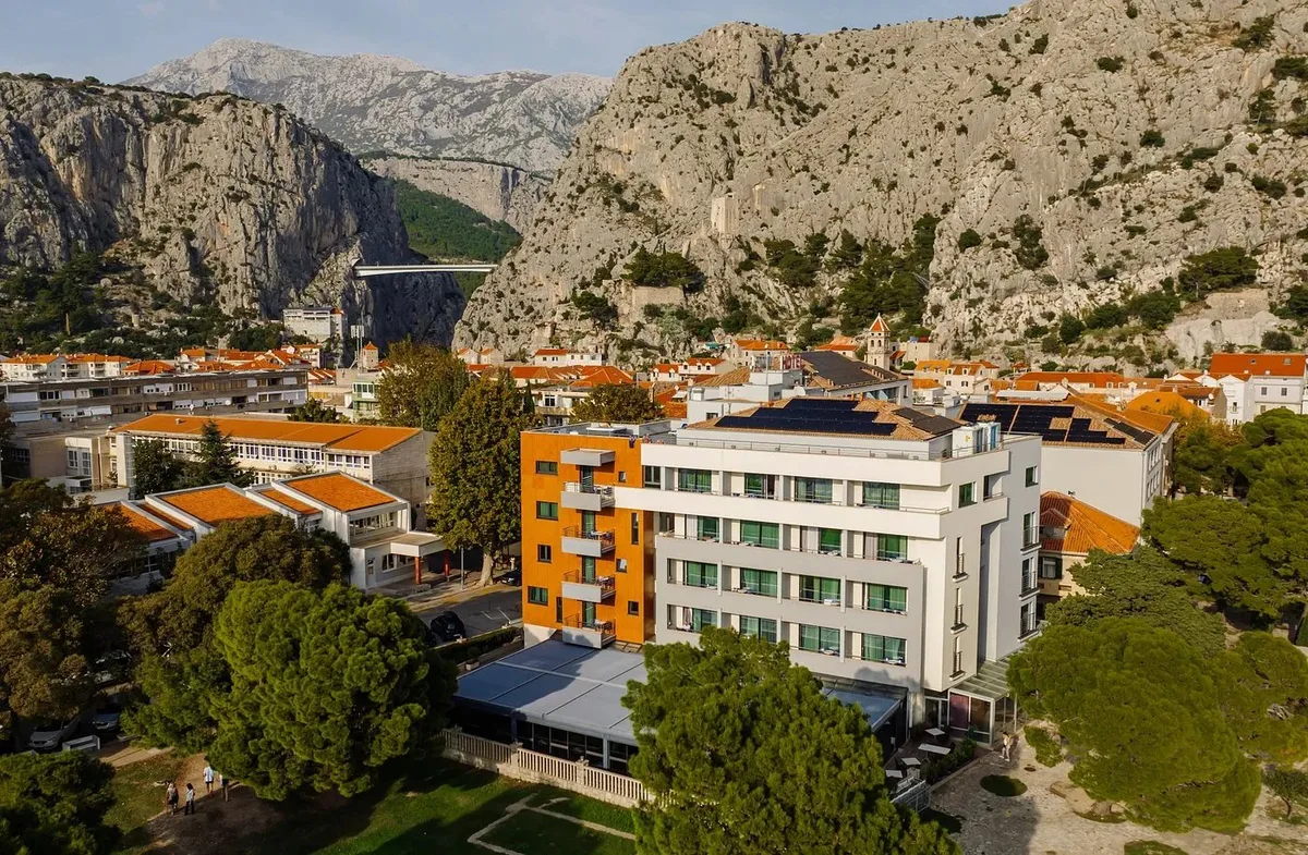 Hotel Plaza Omis, hoofdfoto