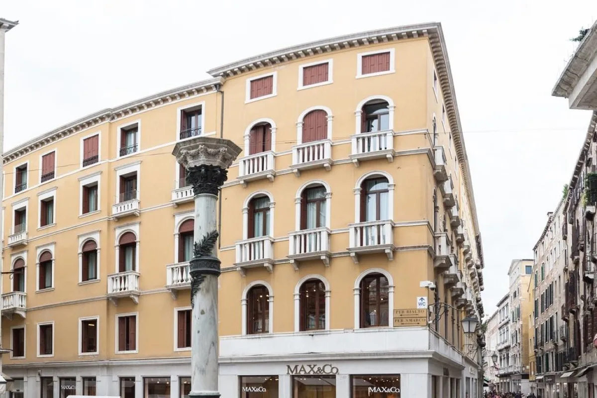 San Teodoro Palace, hoofdfoto