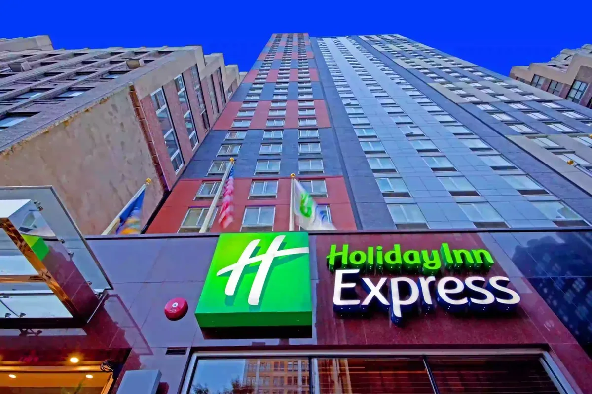 Hotel Holiday Inn Express New York City Times Square — hoofdfoto