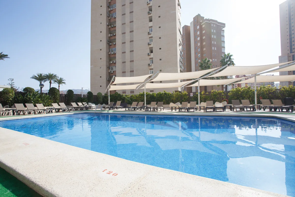 Flamingo Beach Resort — hoofdfoto