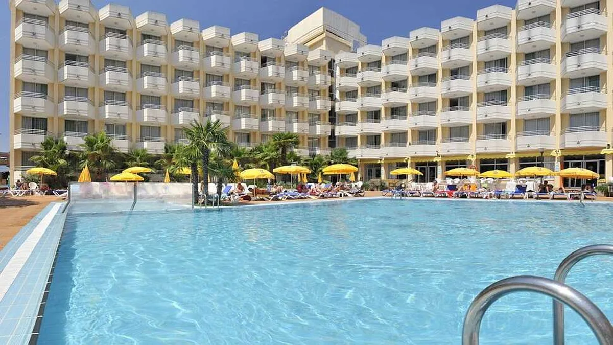 Hotel GHT Oasis Tossa — hoofdfoto