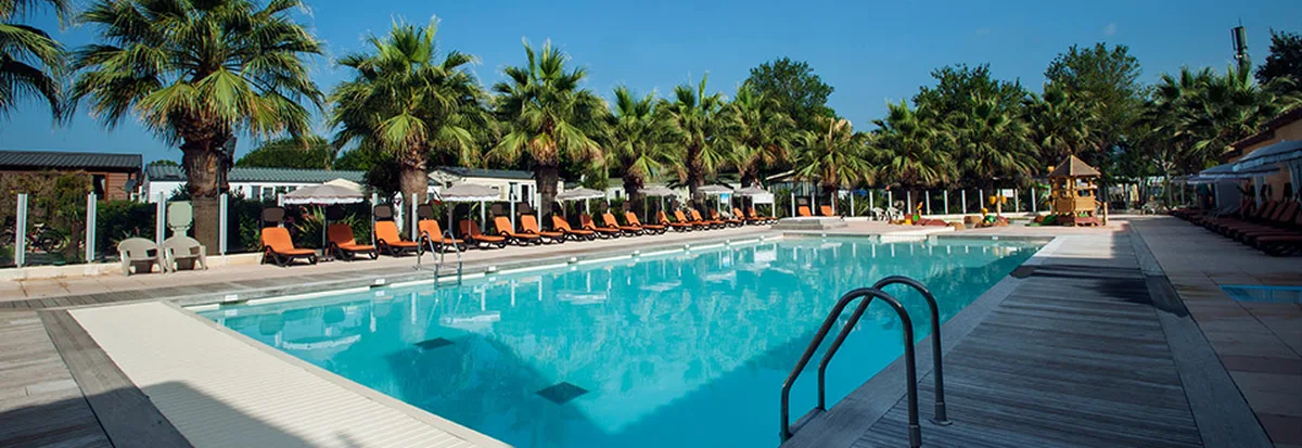 Holiday Marina Resort — hoofdfoto
