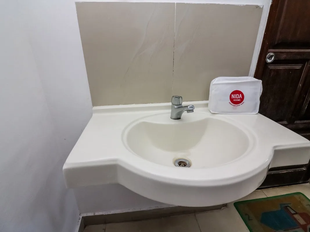 Super OYO 3261 Hotel Ratu — hoofdfoto