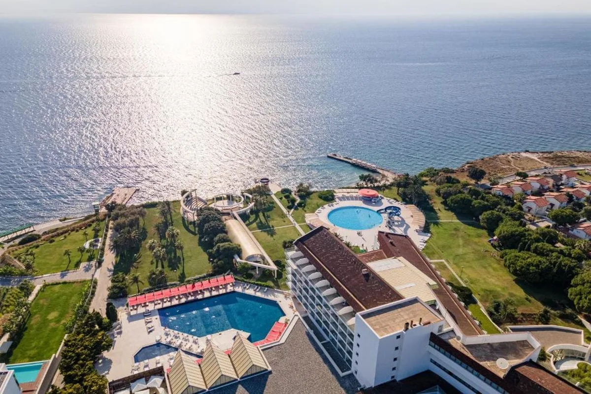 Grand Hotel Ontur Çesme — hoofdfoto