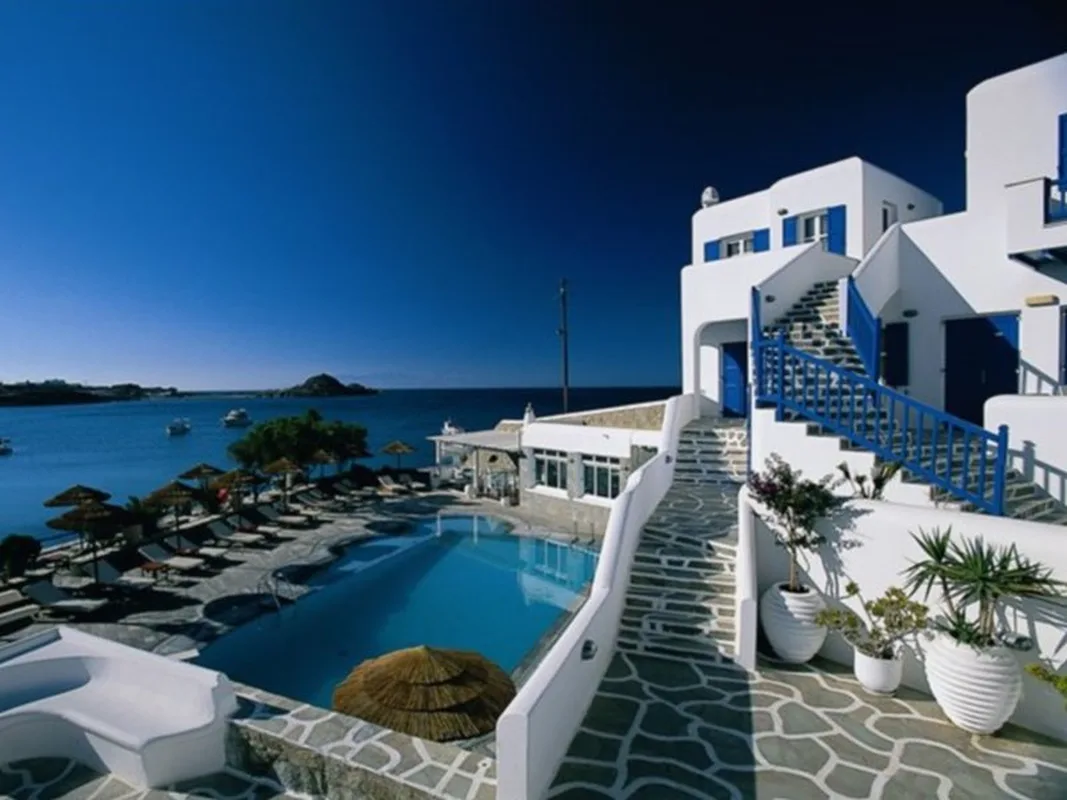 Petinos Beach Hotel — hoofdfoto