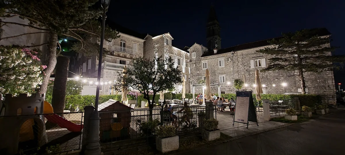 Heritage Leon Coronato, hoofdfoto