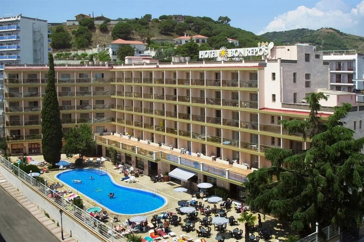 Hotel Bon Repos — hoofdfoto