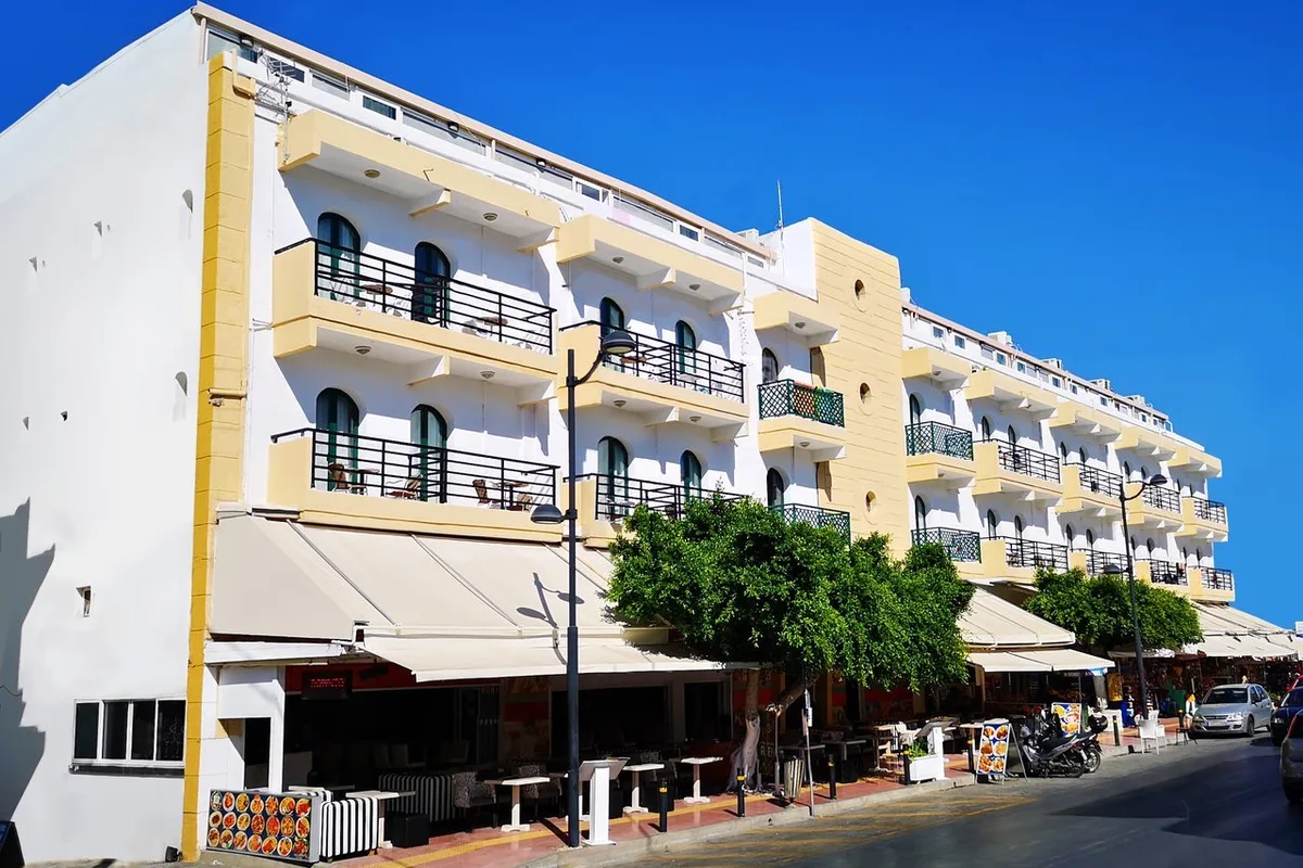 Theros Resort, hoofdfoto