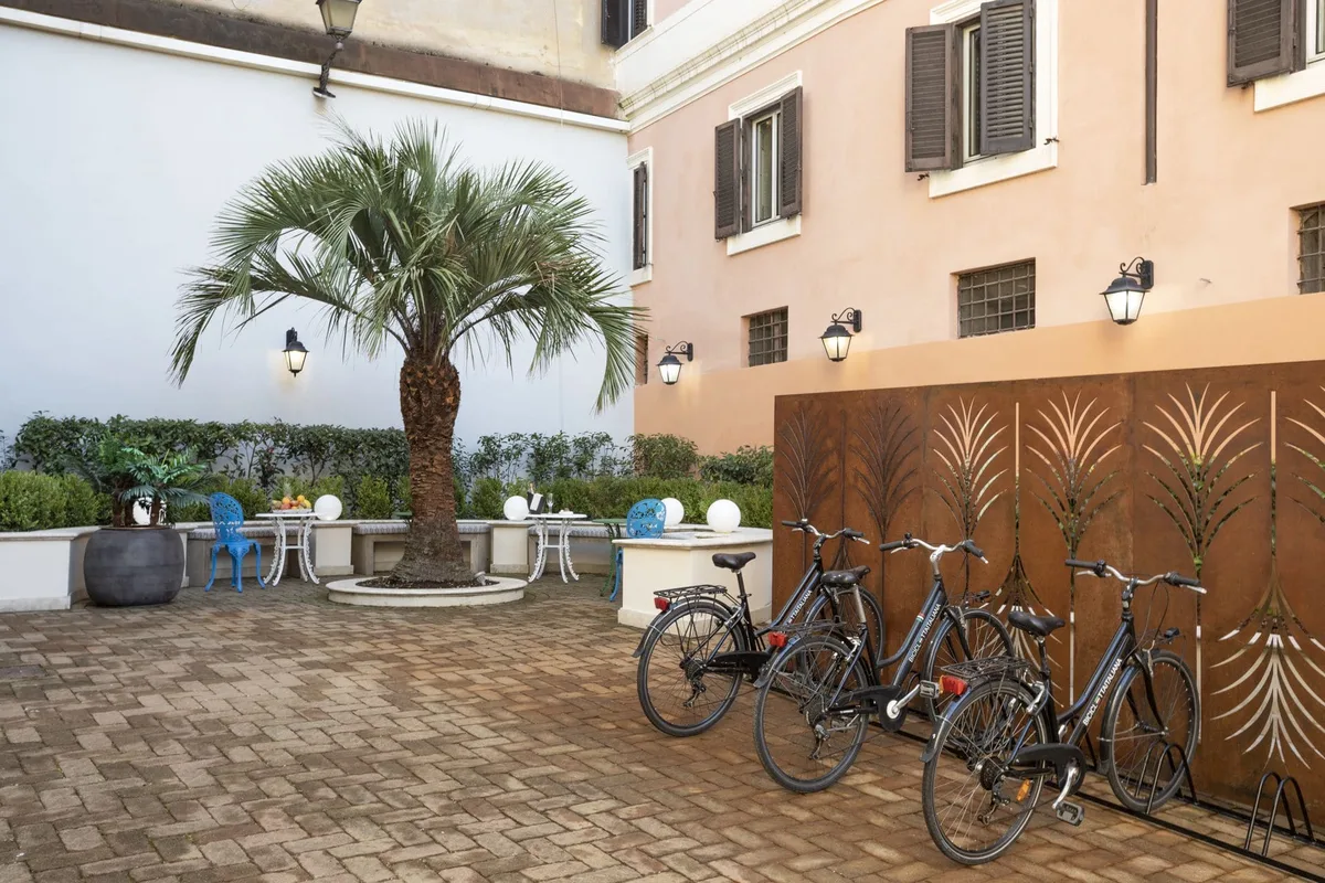 Palm Suites, hoofdfoto