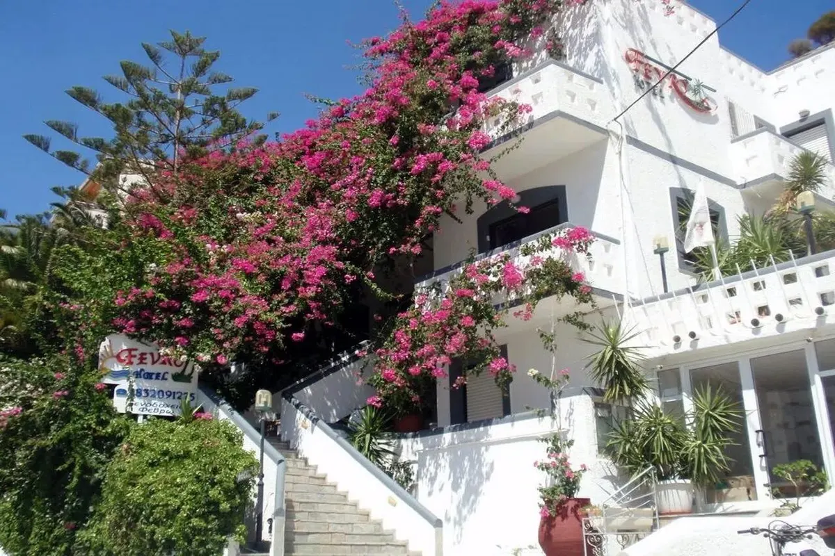 Fevro Hotel — hoofdfoto