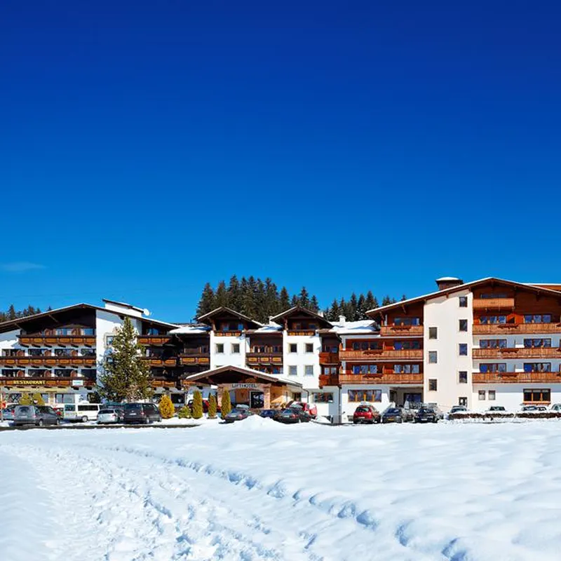 Lifthotel — hoofdfoto