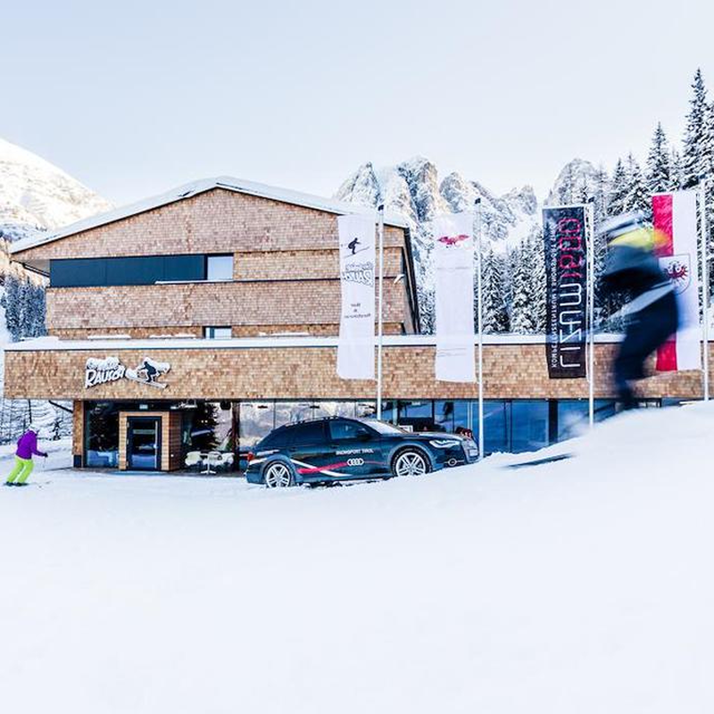 Hotel Lizum 1600 Snowsport Tirol — hoofdfoto