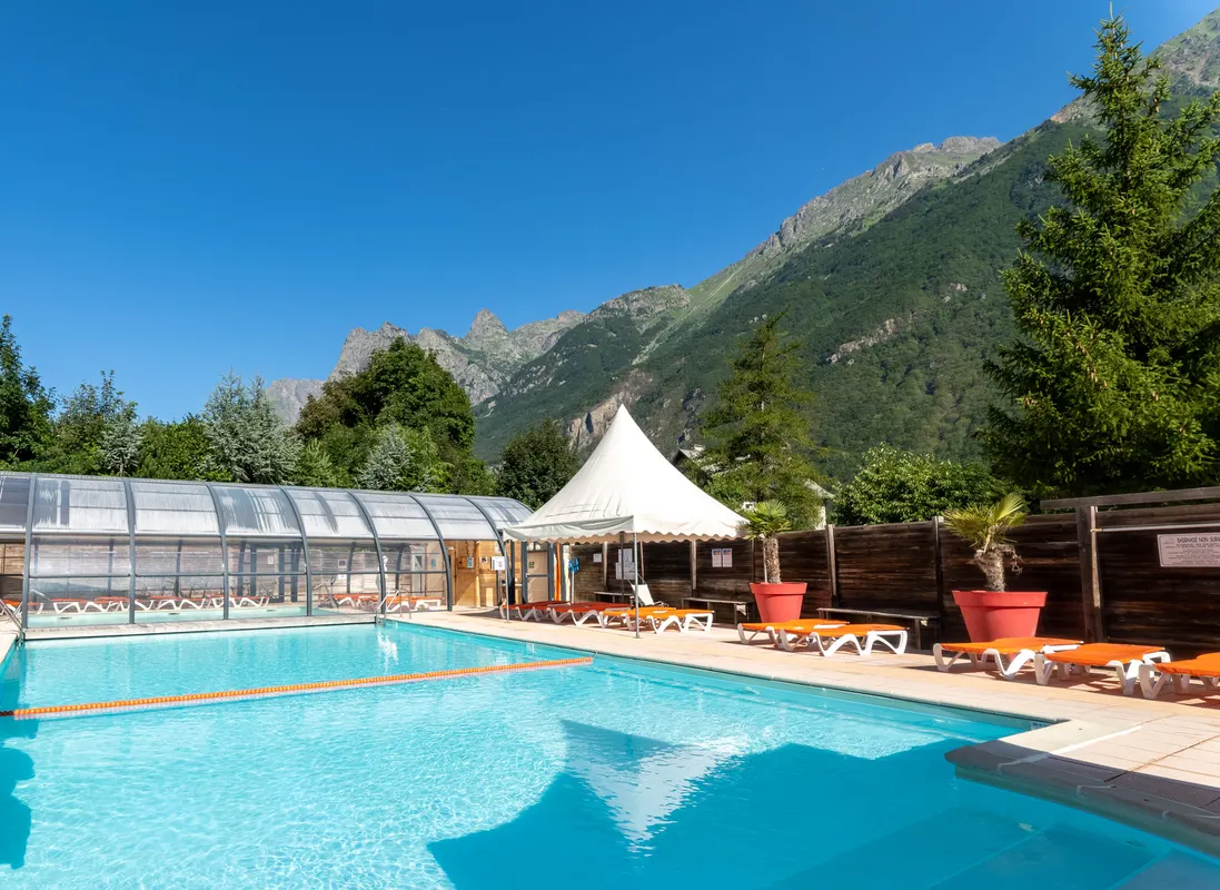 Camping Château De Rochetaillée — hoofdfoto