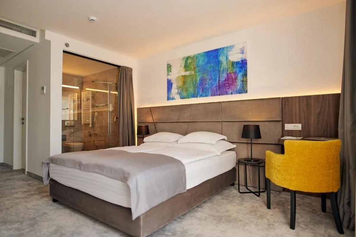 Hotel Paris — hoofdfoto