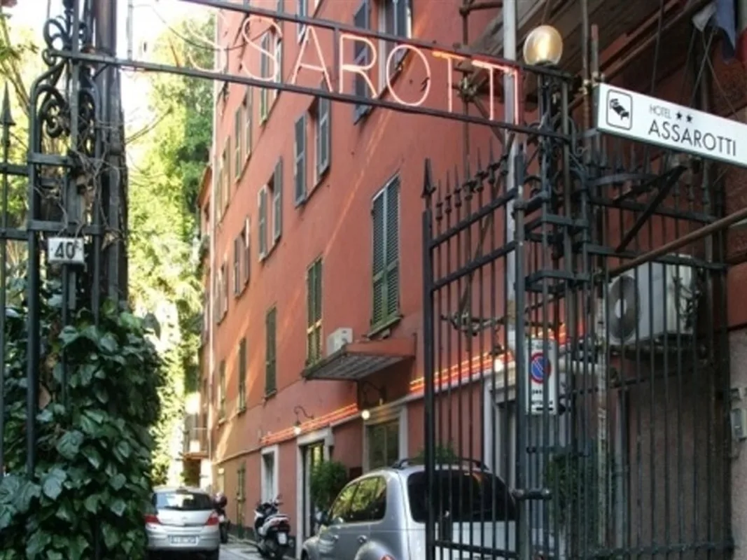 Assarotti, hoofdfoto