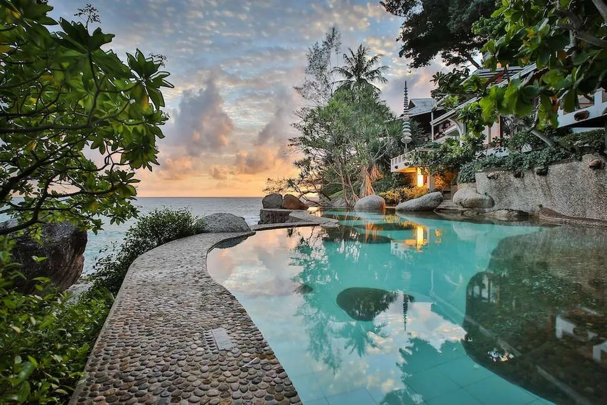 Mom Tris Villa Royale — hoofdfoto