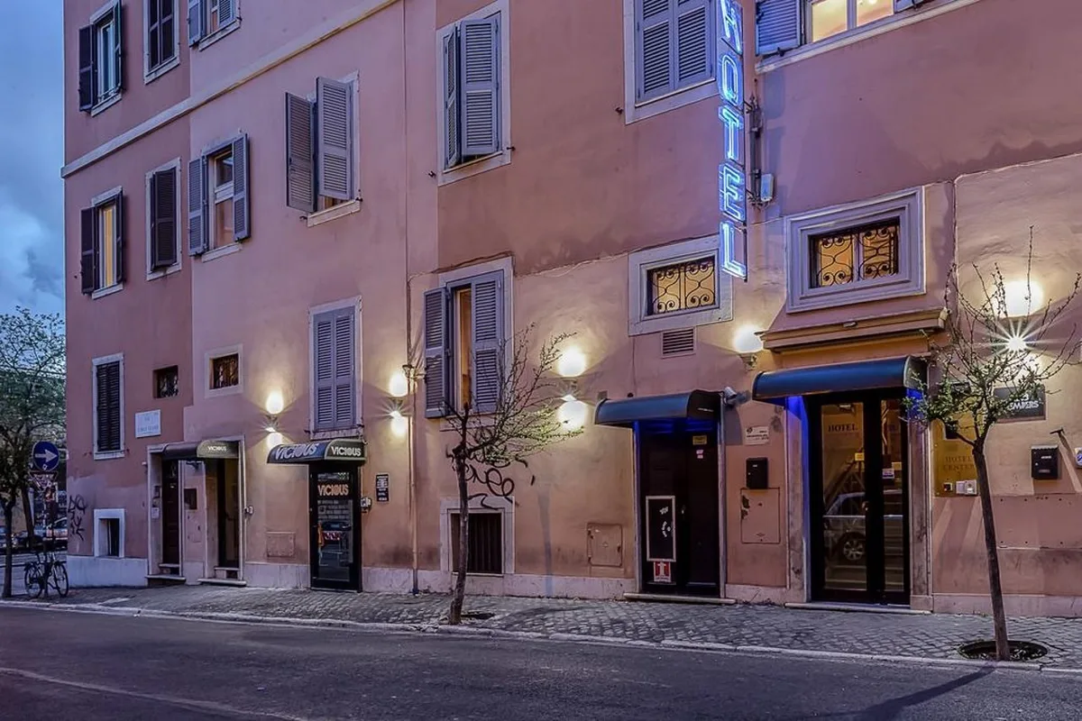 Hotel Center 3 — hoofdfoto