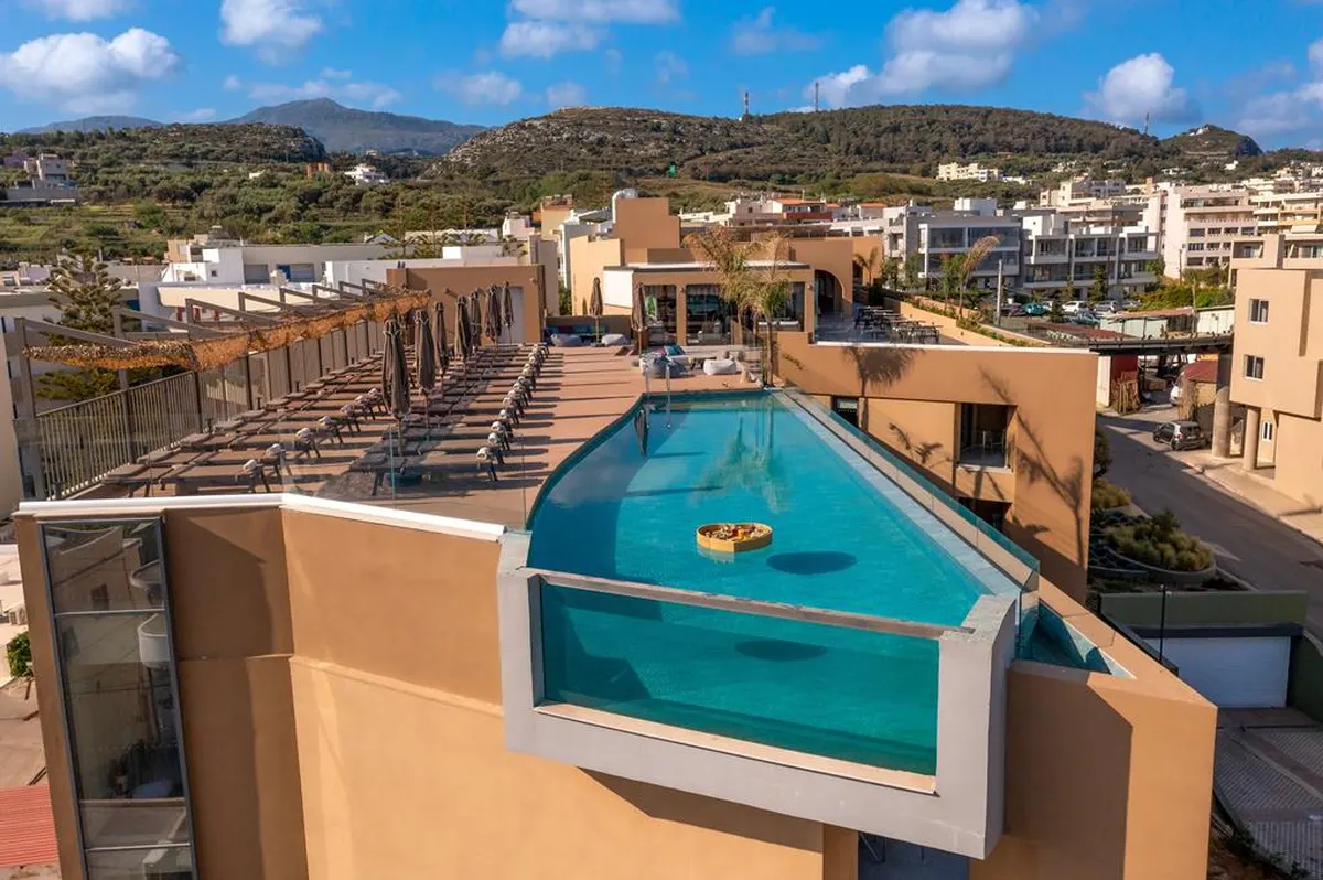 Minos Ambassador — hoofdfoto