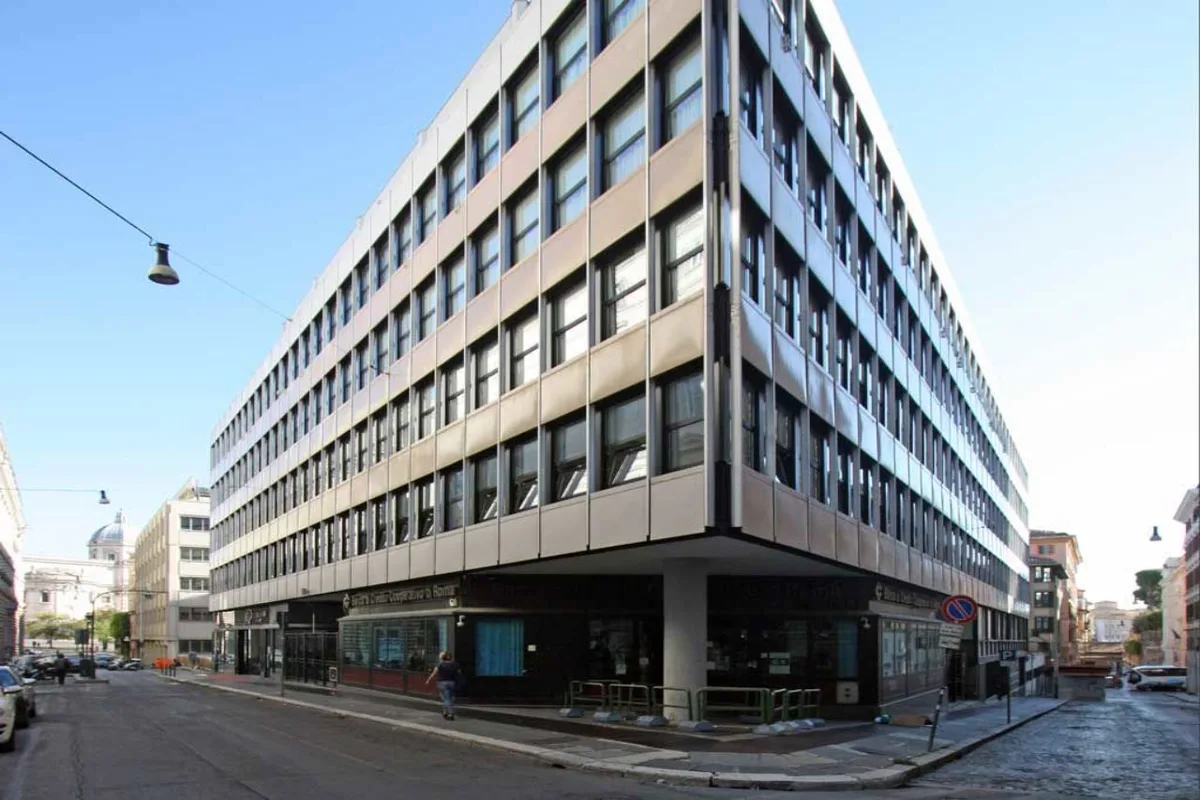 The Hive Hotel, hoofdfoto