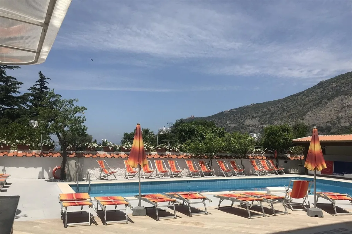 Hotel Albatros, hoofdfoto