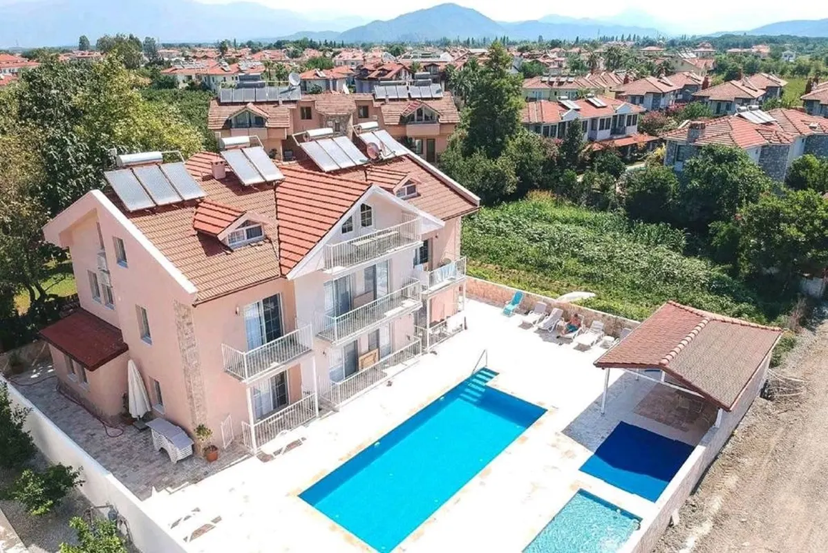 Fly & Go Aladdin Appartementen — hoofdfoto