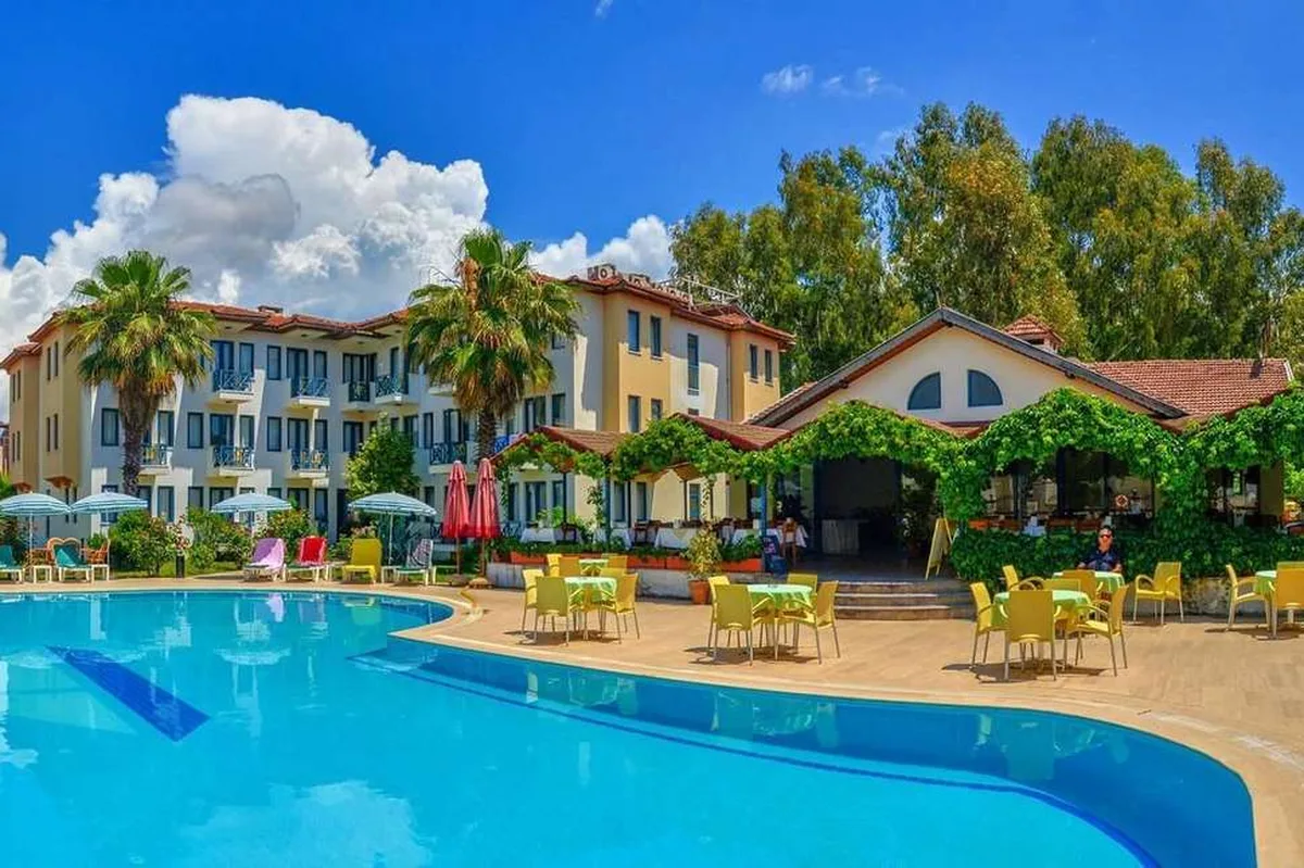 Bezay Hotel — hoofdfoto