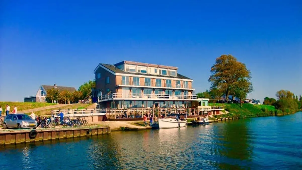 Hotel aan de Linge — hoofdfoto