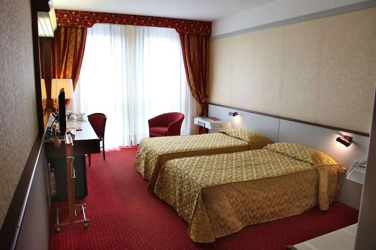 Hotel Maxim — hoofdfoto