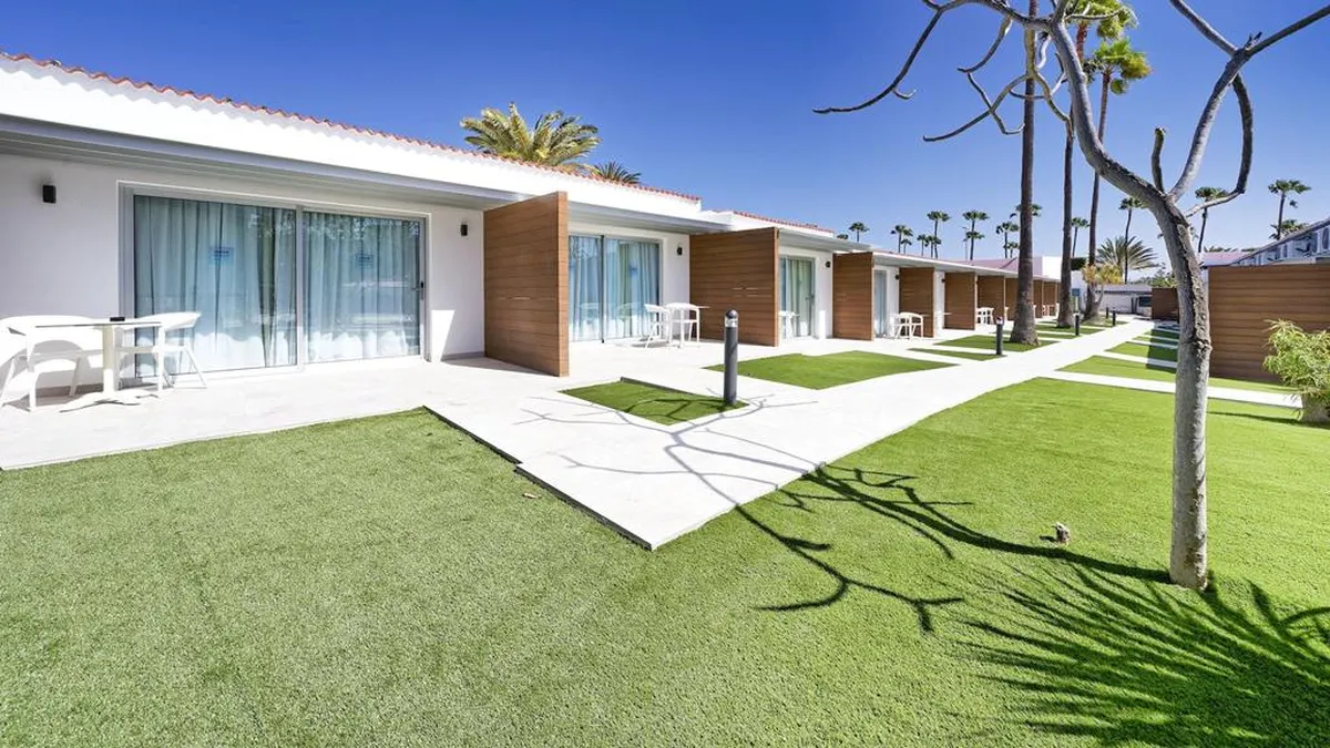 Sanom Beach Resort — hoofdfoto