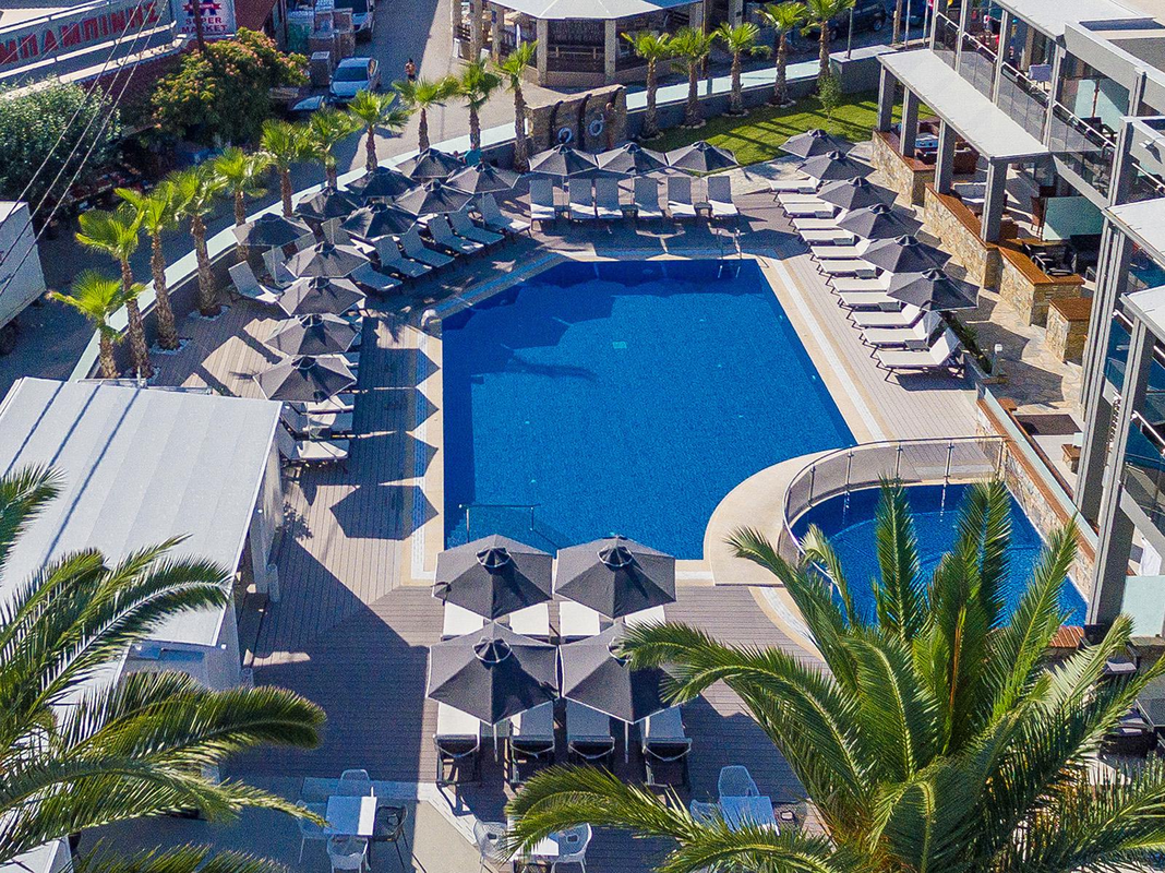 Aparthotel Dionysos — hoofdfoto