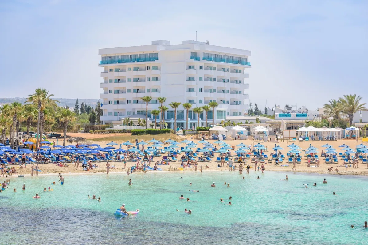 Tasia Maris Seasons Hotel — hoofdfoto