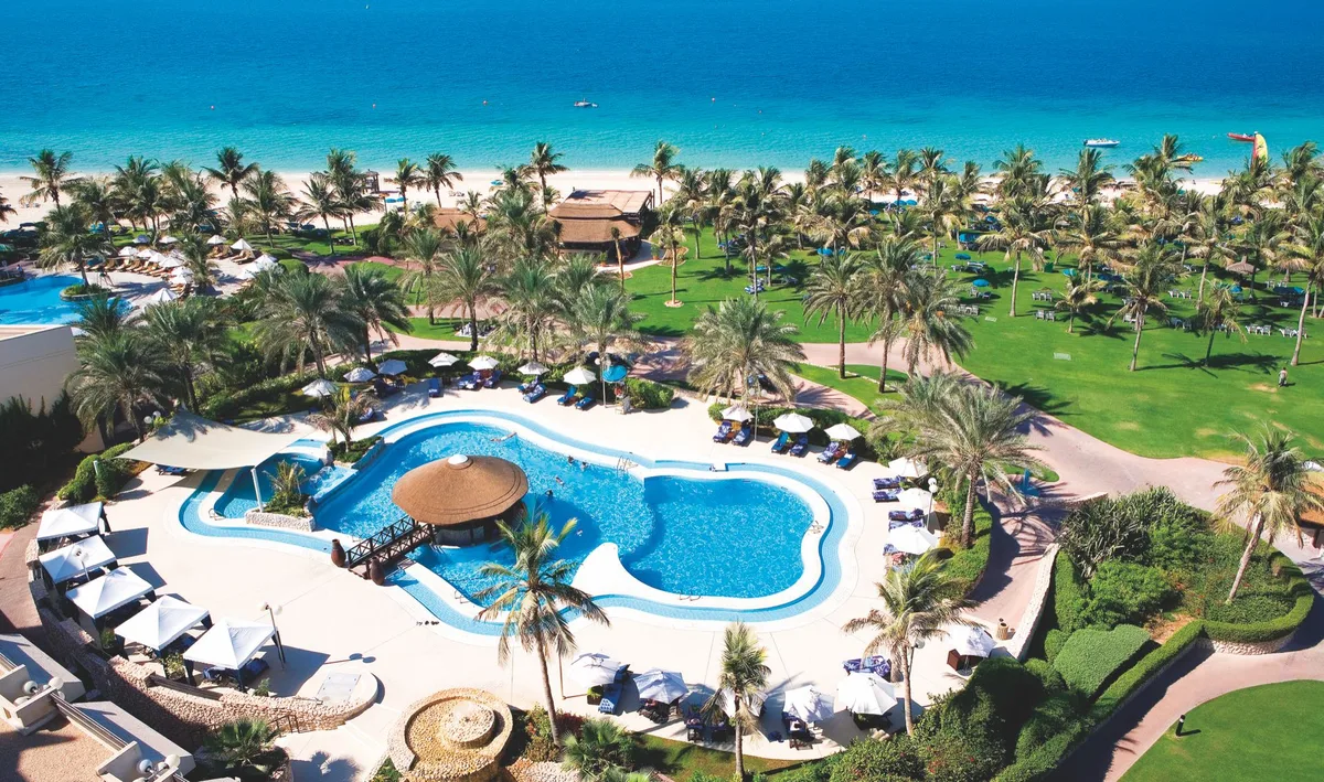 JA Beach Hotel — hoofdfoto